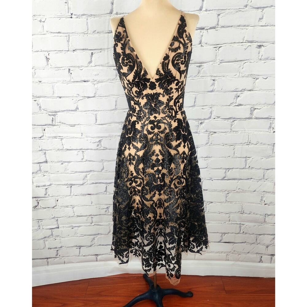 Dress the population Dress Blair Sequin Baroque Embroidery Lace Romantic Sheer - Picture 2 of 12